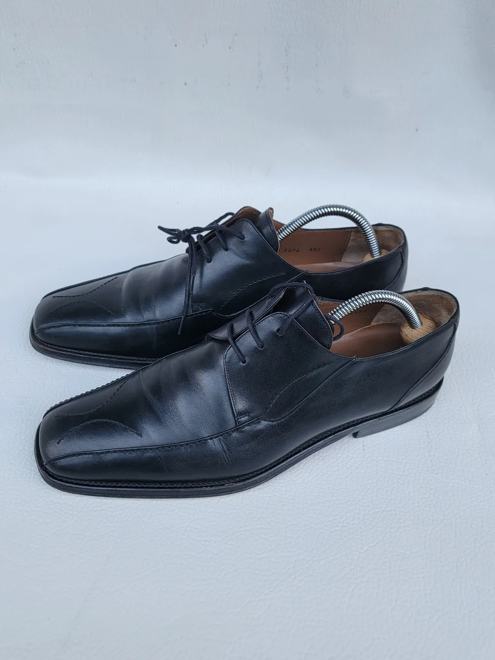 Mezlan Men’s Black Leather  Oxford Dress Shoes Sz 10.5 M The shoes show signs of